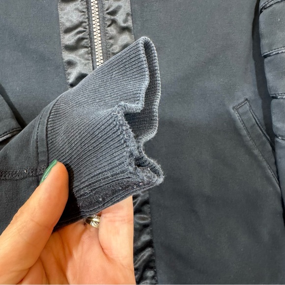 Lululemon Moto Mogul Jacket Full Zip Black Size 6 Ribbed Sleeves High Collar - Picture 16 of 16